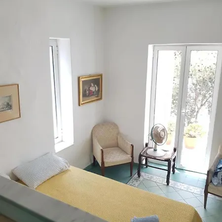 Apartment Impeccable In Platis Gialos Greece