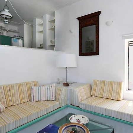 Impeccable In Platis Gialos Greece Apartman